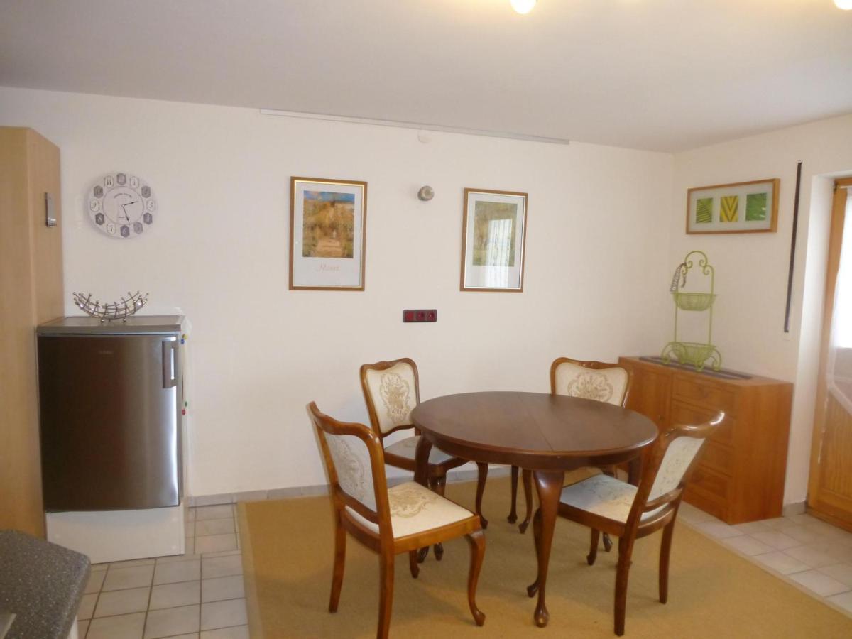 Ferienwohnung Jung Im Johannisborn Saarburg Dış mekan fotoğraf